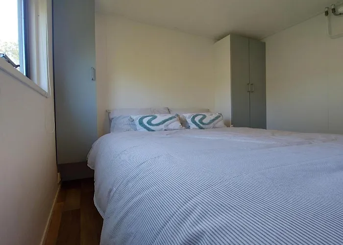 Sea Birds Шале *