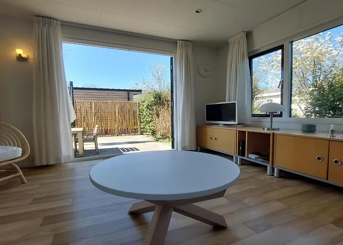 Sea Birds Шале *